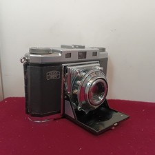 Zeiss Ikon Contina 11 with 45mm 2.8 Tessar with case super condition. 524/24