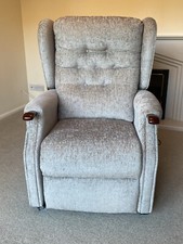 'RECLINERS' Buckingham Dual TIS motorised recliner chair with button back