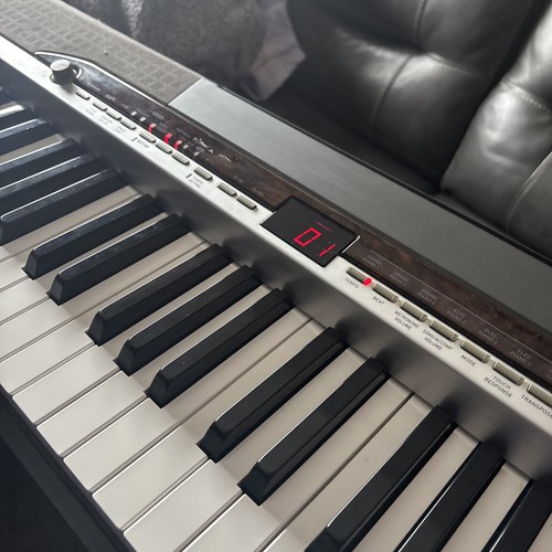 Casio electric piano privia - casio,