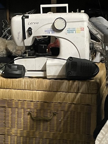 Lervia kh4000 sewing machine - lervia,