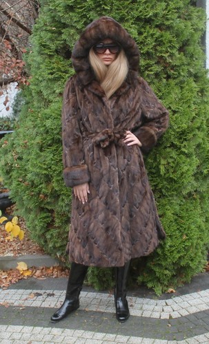 100 real ranch mink - ranch, fur