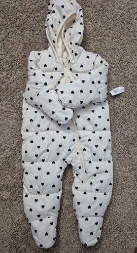 Baby gap heart snowsuit nwt