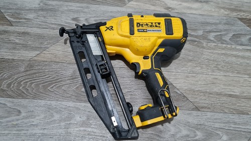 Dewalt dcn660 18v - dewalt,