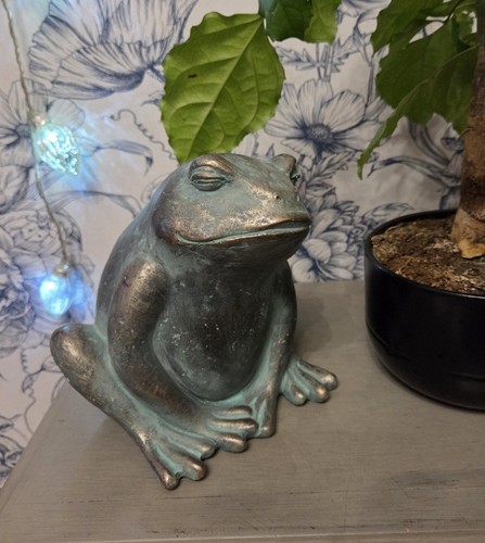 Handsome sleeping sitting frog - handsome,