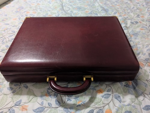 Tumi burgundy leather - tumi,