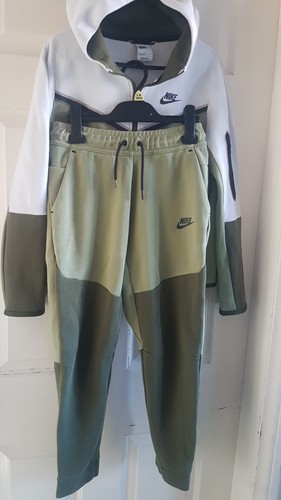 Boys nike tech fleece - boys,
