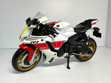 1/12 Scale Yamaha YZF-R1