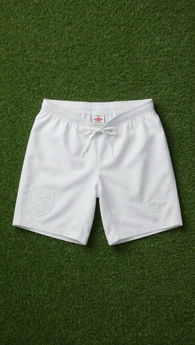 Vintage white umbro - white,