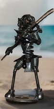 SCRAP METAL HANDMADE "PREDATOR" SCULPTURE FIGURINE