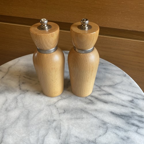 Cole mason beech wood salt - &,