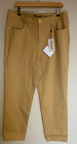 Wuli luu gok wan twill - by,