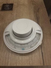 vintage kitchen weighing scales