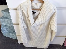 QED Jumper Size M