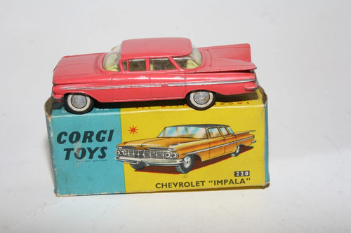 Corgi 220 chevrolet impala - corgi,