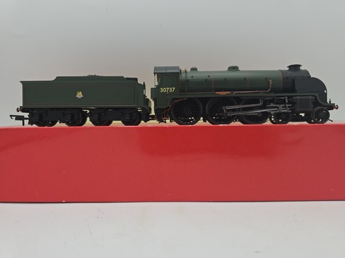 5912 hornby r2623 class n15 - hornby,