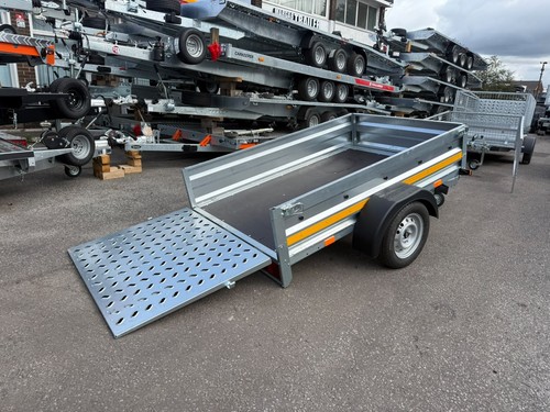 Trailer with ramp single - with,