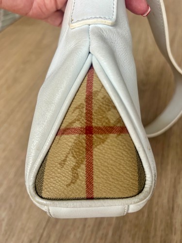 Burberry white leather shark - burberry,