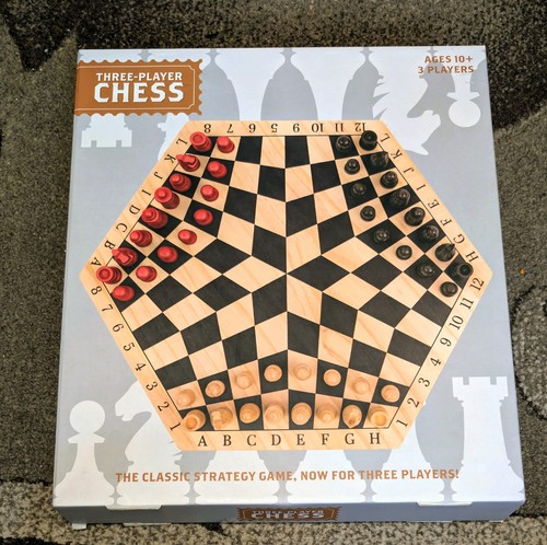 Three player chess game - three,