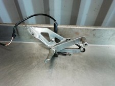 SUZUKI GSXR750 RIGHT FOOT REST