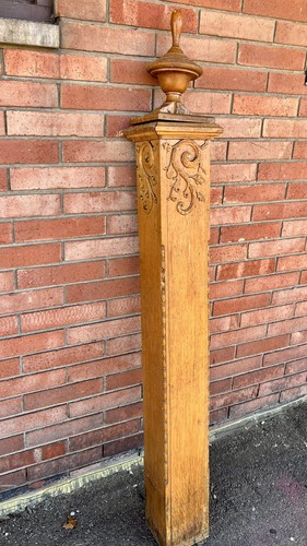 Ornate antique oak wood - oak,