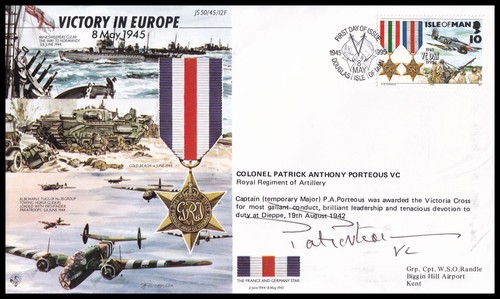 Victoria cross recipient - victoria, pat
