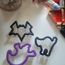 X3 Purple Halloween Cookie Cutters Ghost, Bat And Cat