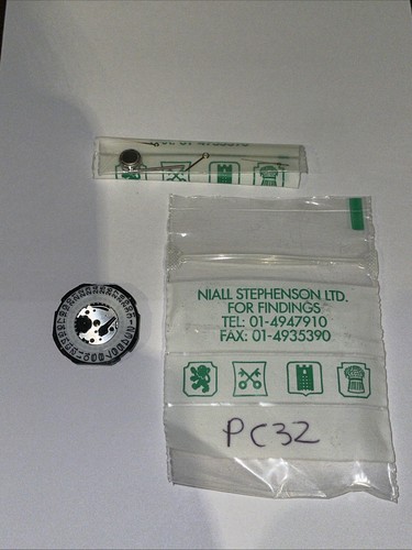 Pc32 quartz watch - quartz,