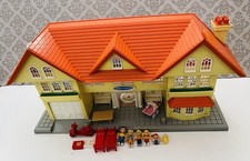 Vintage Bluebird Oh Penny Three Gables House Playset With figures & accessories