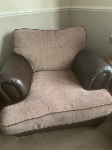Large arm chair - arm,