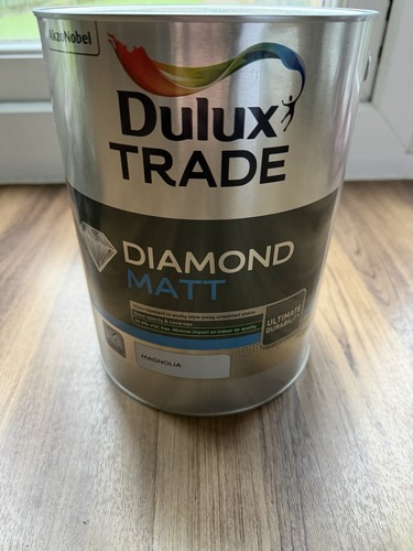 Dulux trade diamond matt - dulux,