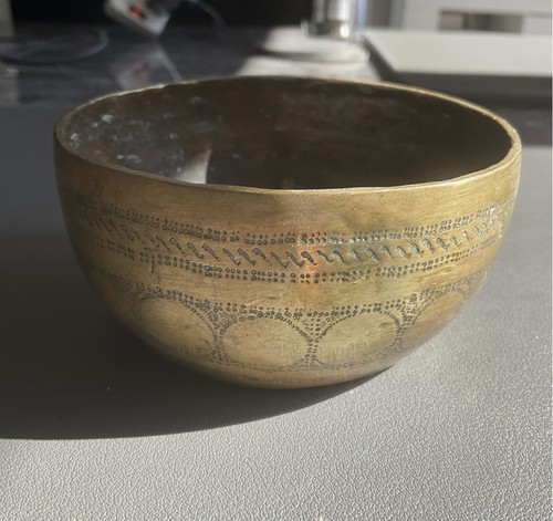 Antique brass bowl etched - brass,