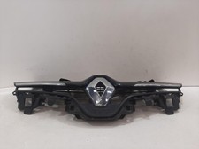 2016 RENAULT CLIO 4 5 Door Hatchback Front Upper Centre Grille Grill 