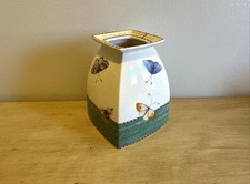 Wedgewood Sarah's Garden Fragaria Vesca Vase Fine Bone China