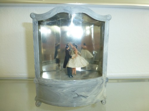 Vintage reuge dancing love - vintage,