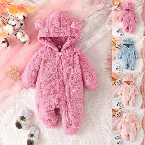 Newborn baby girl - newborn,