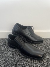 Men’s UK Size 9 RED LEVEL