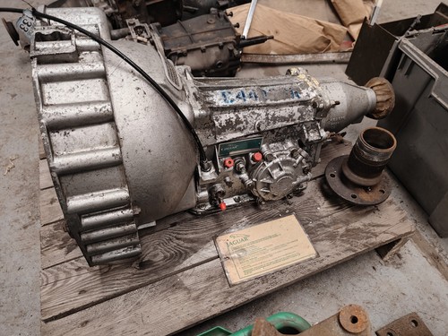 Jaguar borg warner gearbox - jaguar,