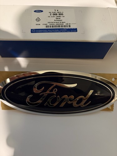 Ford front grille badge - front,