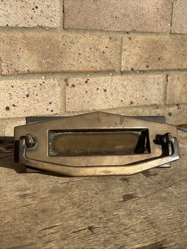 Antique vintage brass - /,