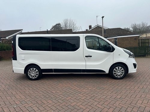 2018 vauxhall vivaro - vauxhall,