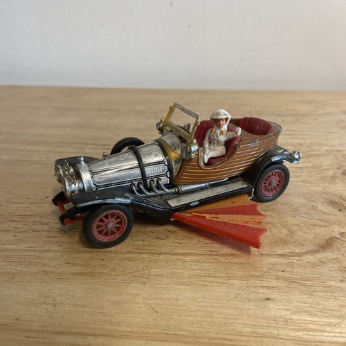 Vintage corgi toys chitty - corgi,
