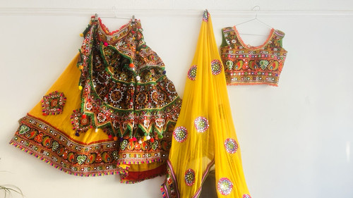 Women yellow embroidered - women’s,