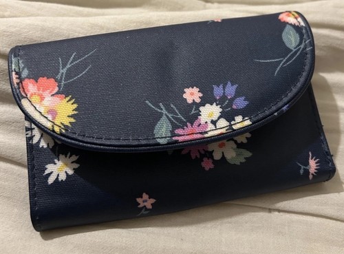 Cath kidston floral wallet - cath,