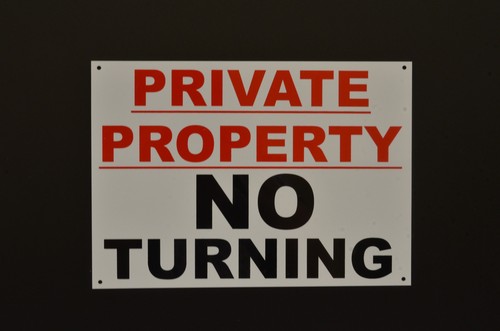 Private property turning a4 - private,