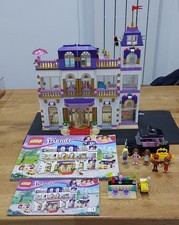 Lego Friends Grand Hotel 41101 And 5 Minifigures