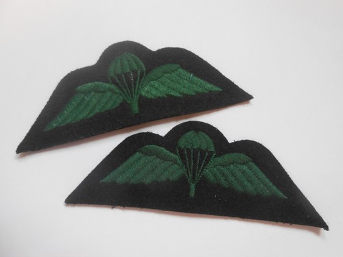 Two vintage parachute - two,