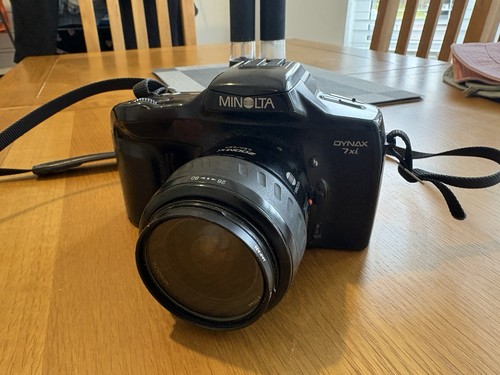 Minolta dynax 7xi 35mm - minolta,