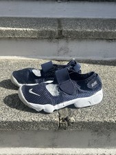 Nike Air Rift Navy Size 4.5