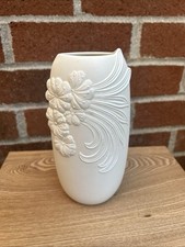 Beautiful Vintage Kaiser Vase