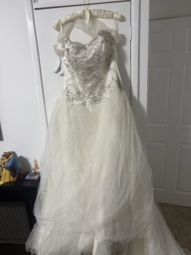 Alfred angelo disney belle - alfred,